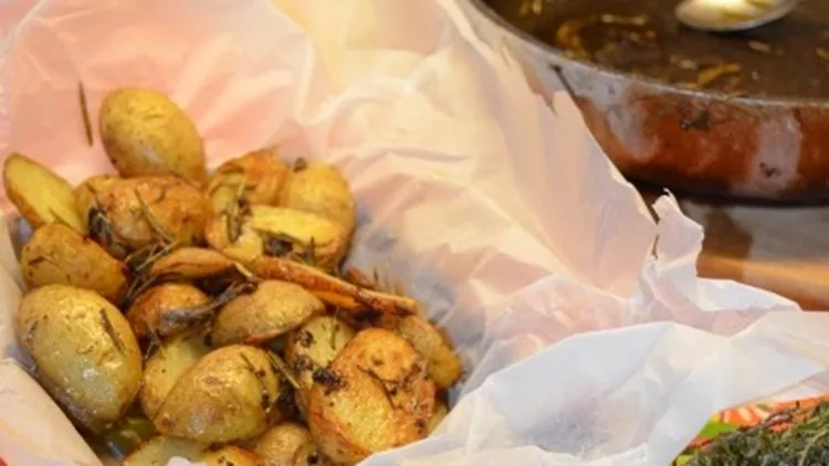 Cook No14: Πατάτες στο τηγάνι με θυμάρι, δεντρολίβανο και σκόρδο 